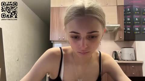 Snapshot of karensimilton chatting on June 6, 2026, 2:11 pm May online show from June 6, 2026, 2:11 pm