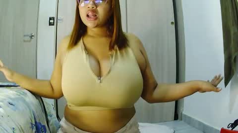 Snapshot of karihotson chatting on February 26, 2026, 5:06 am kari online show from February 26, 2026, 5:06 am