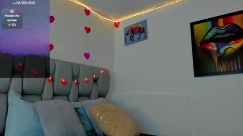 Karin    online show from March 4, 2025, 8:24 am