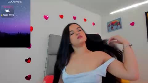 Snapshot of karin_grey69 chatting on April 10, 2026, 2:28 am Karin online show from April 10, 2026, 2:28 am
