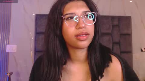 Karina online show from February 15, 2026, 8:35 am