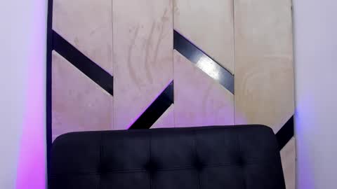 karina_aurora online show from March 8, 2025, 6:32 am