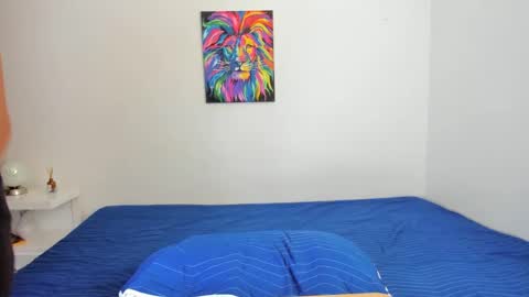 karina_lopez7 online show from February 11, 2025, 8:10 pm