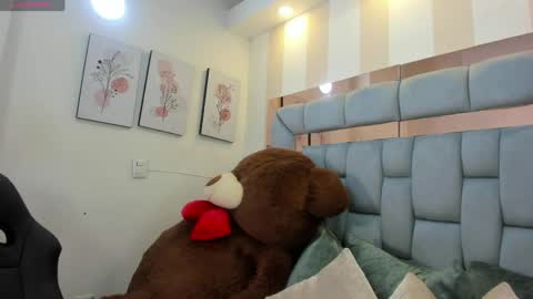 Snapshot of karina_mason chatting on May 12, 2026, 5:21 pm Karina online show from May 12, 2026, 5:21 pm