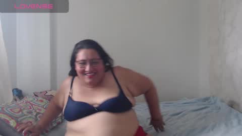 Karina online show from December 17, 2024, 4:32 pm