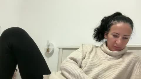 Snapshot of karinablair chatting on October 7, 2025, 8:39 pm Karina online show from October 7, 2025, 8:39 pm