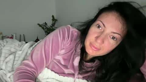 Karina online show from March 29, 2026, 8:36 am