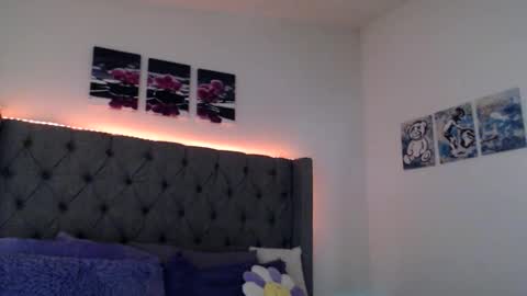 karinakummings online show from November 22, 2025, 8:52 pm