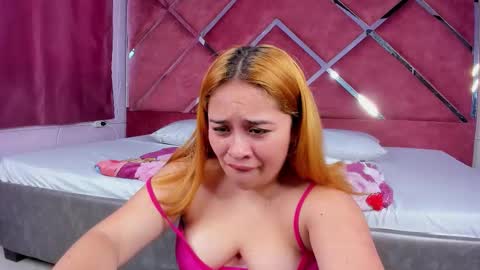 karinasanchezz online show from November 28, 2025, 7:38 pm