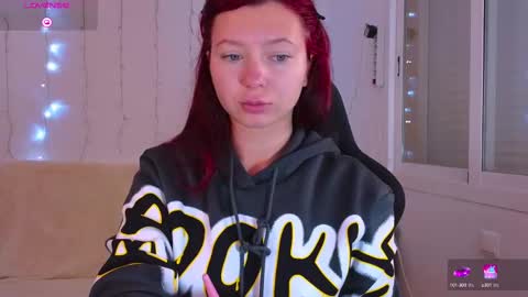 Snapshot of karinchik_ chatting on March 1, 2025, 7:15 pm Karina online show from March 1, 2025, 7:15 pm