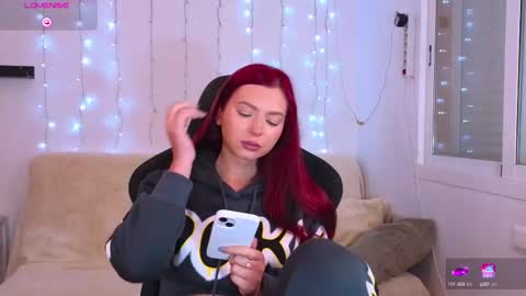 Snapshot of karinchik_ chatting on March 1, 2025, 10:21 pm Karina online show from March 1, 2025, 10:21 pm