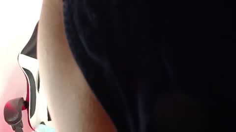 karl_jensennxx online show from July 29, 2026, 5:05 am