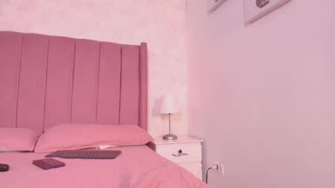 Snapshot of karla__ruiz chatting on October 4, 2025, 1:58 am Karla online show from October 4, 2025, 1:58 am