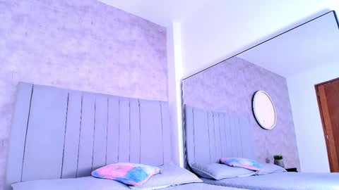 Snapshot of karla__ruiz chatting on October 13, 2025, 7:03 pm Karla online show from October 13, 2025, 7:03 pm