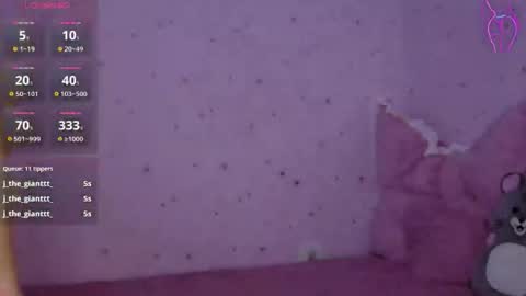 Andreea Fun it s my name online show from March 17, 2026, 5:27 pm