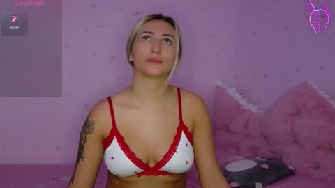 Andreea Fun it s my name online show from April 2, 2026, 4:04 pm