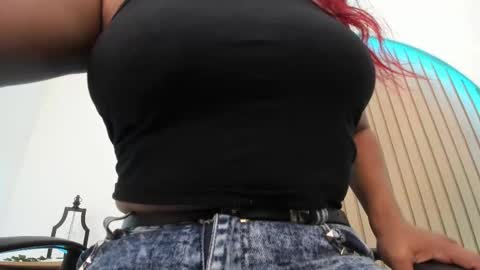 Snapshot of karla_gonzaless chatting on February 19, 2026, 7:54 pm Karla Gonzaless online show from February 19, 2026, 7:54 pm