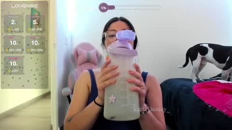 Karla online show from January 8, 2025, 8:50 pm