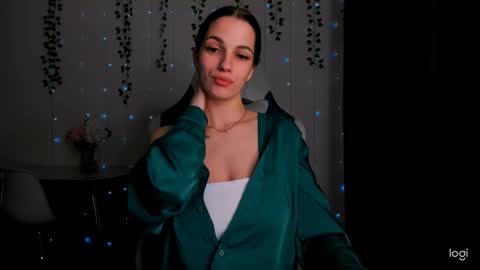 Snapshot of karla_lim chatting on February 15, 2025, 3:20 am karla_lim online show from February 15, 2025, 3:20 am