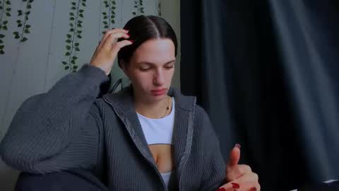 Snapshot of karla_lim chatting on November 21, 2025, 9:13 pm karla_lim online show from November 21, 2025, 9:13 pm