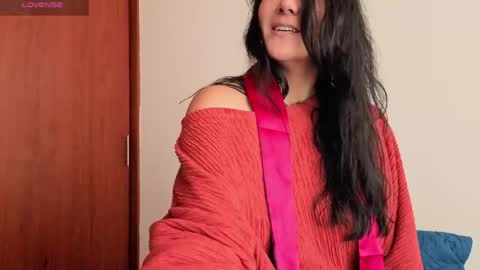 Snapshot of karla_valk1 chatting on May 4, 2026, 5:42 pm karla online show from May 4, 2026, 5:42 pm