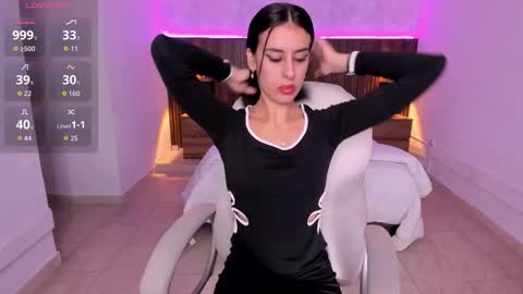 Snapshot of karlaa_james chatting on October 27, 2025, 10:52 am Karlaa online show from October 27, 2025, 10:52 am