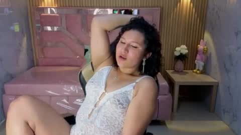 Snapshot of karlaa_s chatting on June 9, 2026, 4:13 am Karla online show from June 9, 2026, 4:13 am
