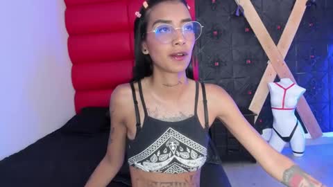 karlaslutskinny__ online show from March 12, 2026, 9:10 pm