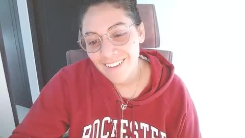 kloy online show from September 24, 2025, 5:05 pm