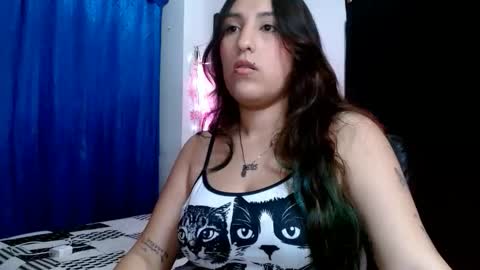karly_lovex_ online show from April 25, 2026, 2:36 am