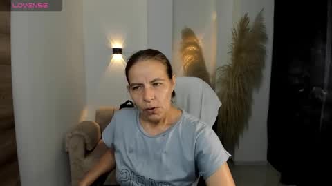 Snapshot of karlye_hot chatting on February 28, 2026, 1:17 am KARLYE online show from February 28, 2026, 1:17 am