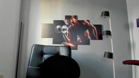   online show from December 5, 2024, 4:23 pm