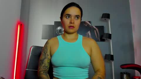   online show from February 3, 2025, 1:08 pm