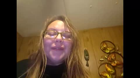 Snapshot of karmacastelli chatting on November 27, 2025, 11:23 am karmacastelli online show from November 27, 2025, 11:23 am