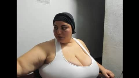 Snapshot of karol103900 chatting on April 15, 2026, 3:57 am Karol online show from April 15, 2026, 3:57 am