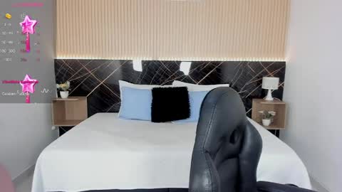karol_cortes online show from May 19, 2026, 1:06 pm