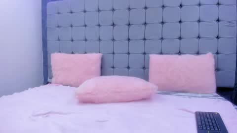 Snapshot of karol_messy chatting on May 5, 2026, 2:03 pm Karol online show from May 5, 2026, 2:03 pm