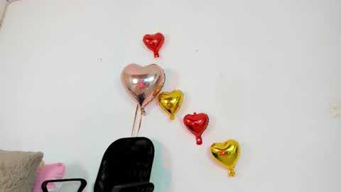 Snapshot of karol_w10 chatting on March 1, 2025, 9:26 pm karol_w10 online show from March 1, 2025, 9:26 pm