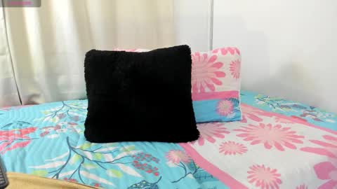 Snapshot of karol_w10 chatting on March 4, 2025, 1:45 am karol_w10 online show from March 4, 2025, 1:45 am