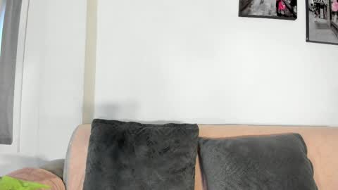 Snapshot of karol_w10 chatting on April 1, 2026, 12:28 pm karol_w10 online show from April 1, 2026, 12:28 pm