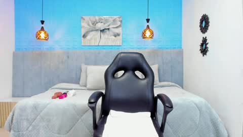 katalina online show from April 9, 2026, 10:20 am