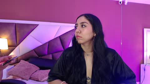 Snapshot of karolandmichel chatting on December 29, 2024, 4:08 pm Karol and Michel online show from December 29, 2024, 4:08 pm