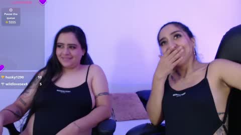 Snapshot of karolandmichel chatting on January 24, 2025, 2:41 pm Karol and Michel online show from January 24, 2025, 2:41 pm