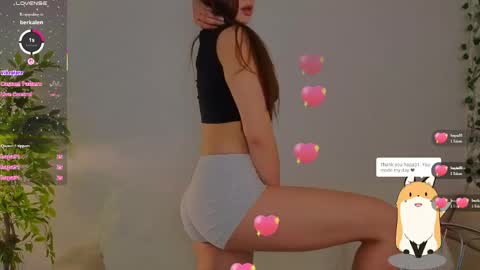 Molly online show from May 16, 2026, 6:54 am
