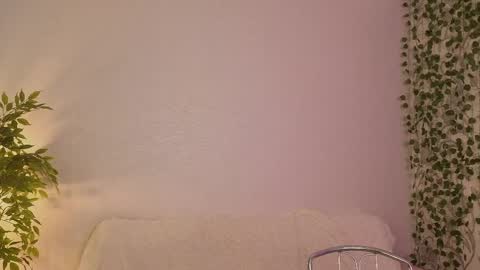 Molly online show from May 31, 2026, 8:32 am