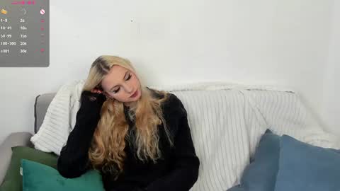 karolina_brand online show from July 18, 2026, 1:54 am