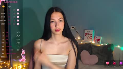 Kira online show from May 28, 2026, 1:47 am
