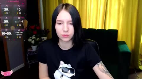 Karolina online show from March 13, 2026, 6:42 am