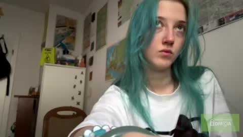 Snapshot of karolinablue chatting on July 26, 2026, 6:15 pm Karoline here online show from July 26, 2026, 6:15 pm