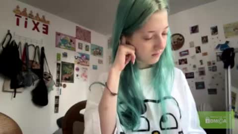 Snapshot of karolinablue chatting on July 27, 2026, 9:27 am Karoline here online show from July 27, 2026, 9:27 am